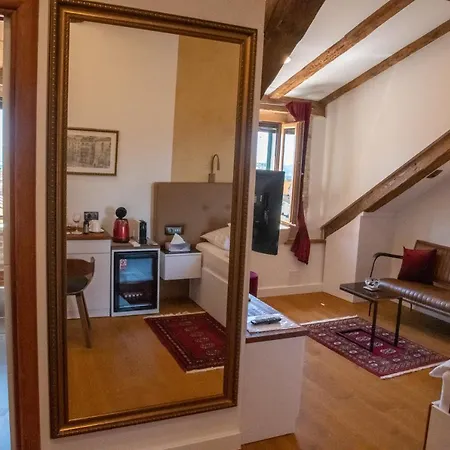 Bed & Breakfast Oblivion Luxury *