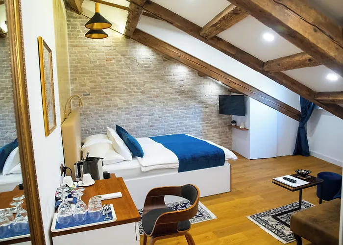 Oblivion Luxury Bed and Breakfast Σπλιτ