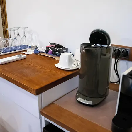 Oblivion Luxury Couette-café 4*
